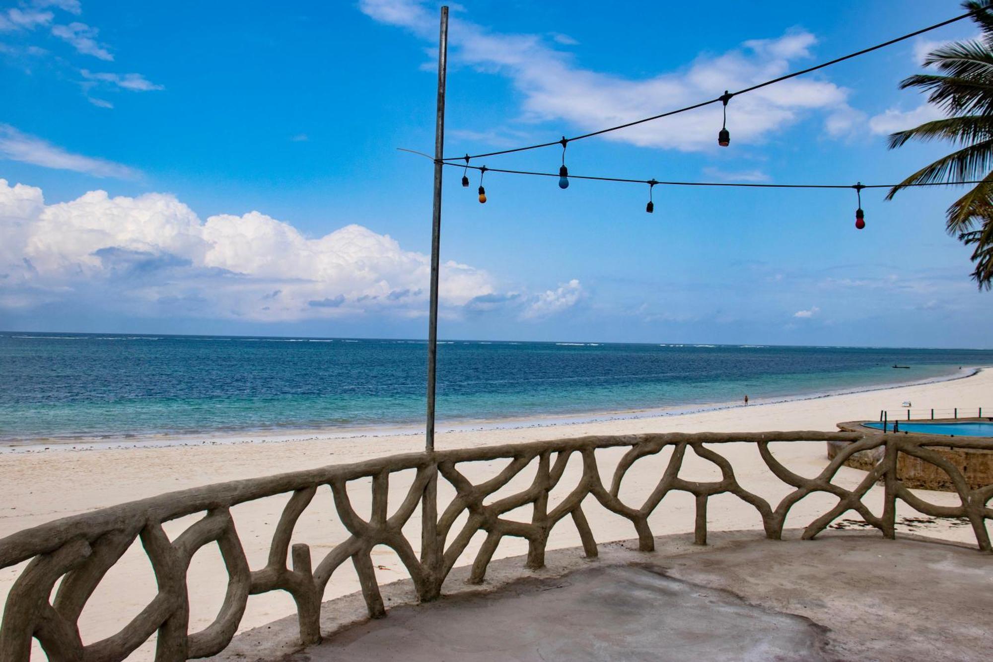 Soul Breeze Beach Resort Playa de Diani Exterior foto